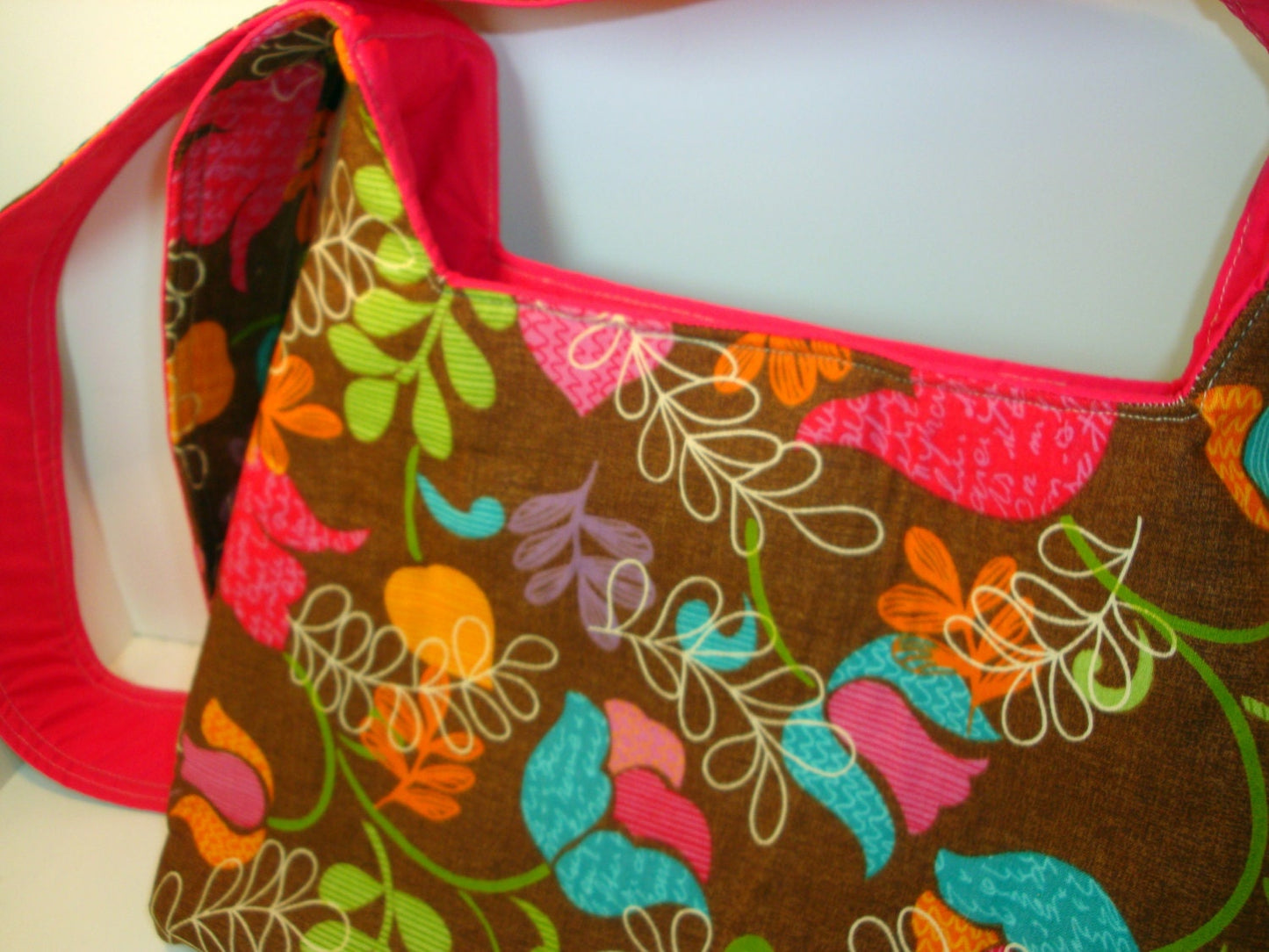Brown Floral Shoulder Bag / Purse with a Long Handle, Magnet Clasp, Inside Pocket, and Inside Zippered Pocket