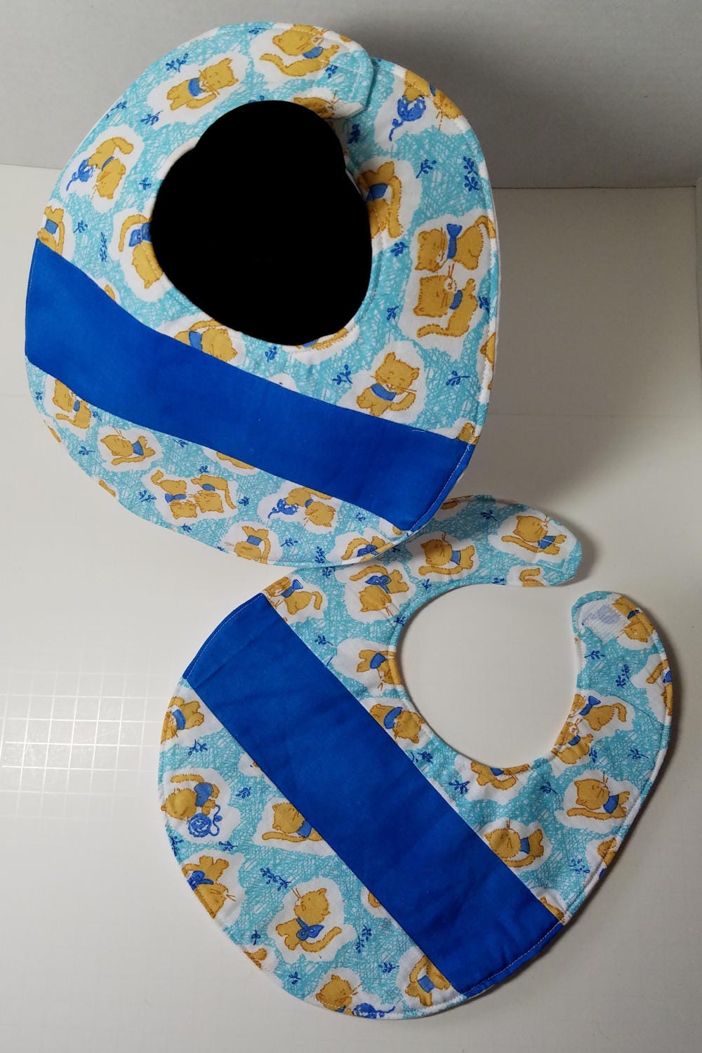 Infant Bib, Drool Bib, Vintage Cat Fabric